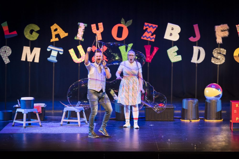Science Gang The Alphabet of Awesome Science Adelaide Fringe - KIDDO Mag