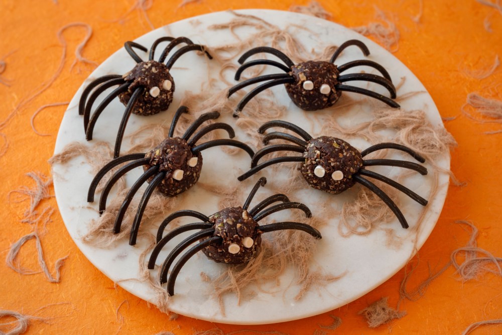 Halloween recipe of spider energy balls
