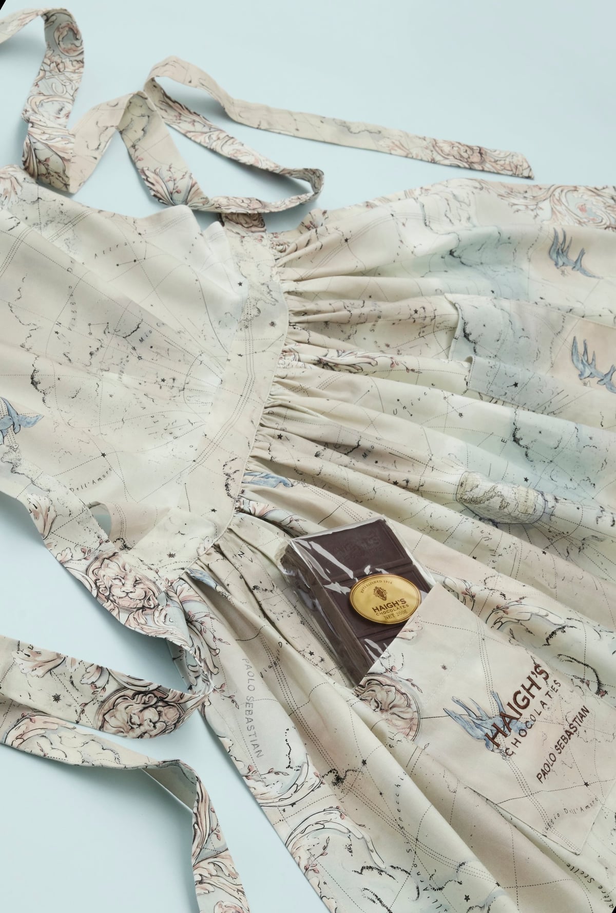 GR_APRON_2