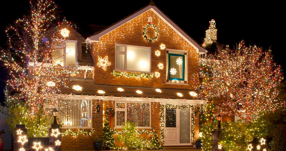 s-christmas-decoration-house